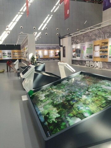 宿遷市建市20周年展覽館信息發(fā)布、觸摸設(shè)備均由米可提供